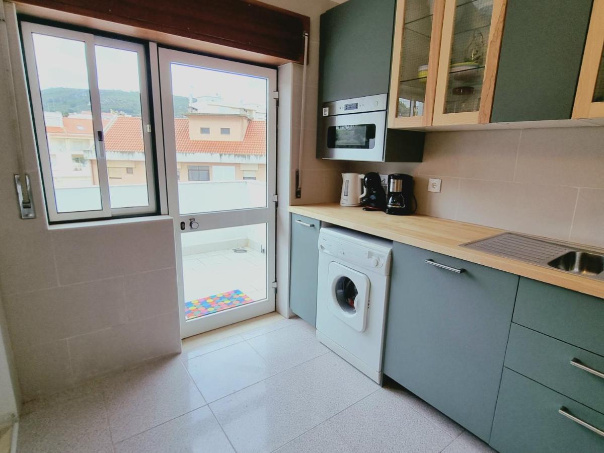 Casa Mar E Sol, New Apartment Near The Beach With Balcony Sesimbra Eksteriør bilde
